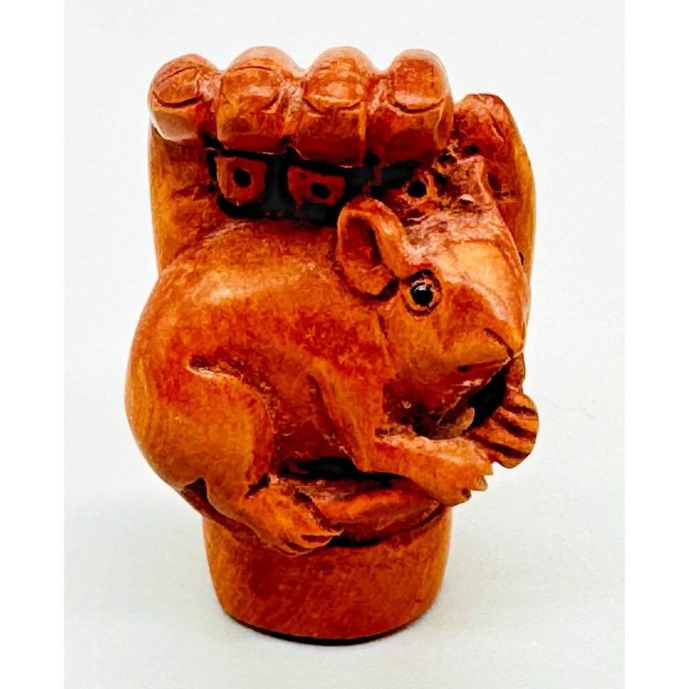 Netsuke Hand Carved Boxwood Mouse Toggle Luck Charm 2 inch Japanese Inro Ojime - Picture 1 of 6